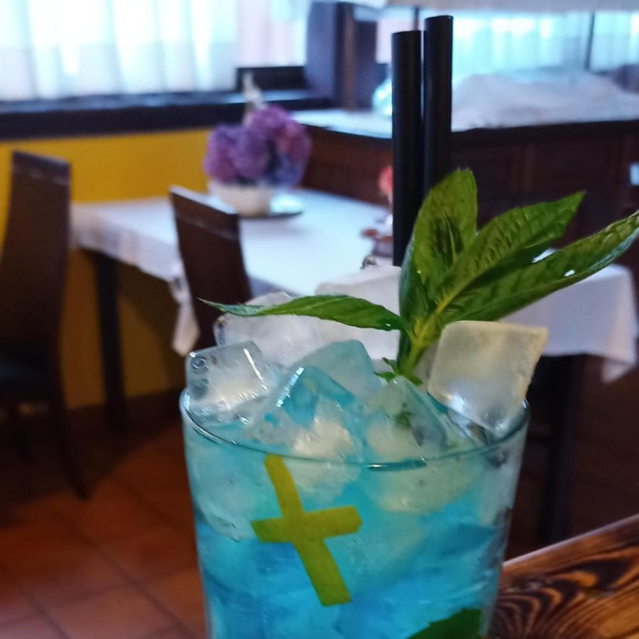קודילרו Hotel Vitorio מראה חיצוני תמונה