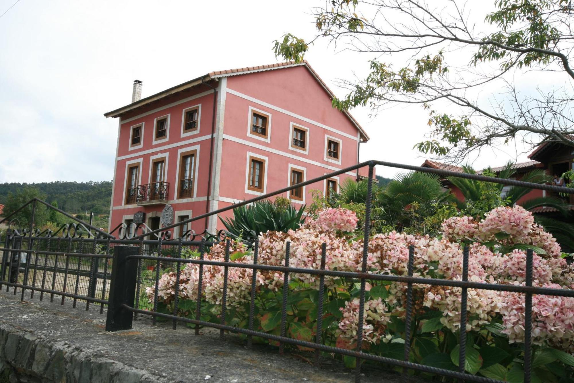 קודילרו Hotel Vitorio מראה חיצוני תמונה